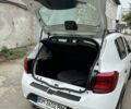 Белый Рено Сандеро, объемом двигателя 0.9 л и пробегом 276 тыс. км за 7500 $, фото 8 на Automoto.ua