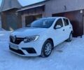 Білий Рено Сандеро, об'ємом двигуна 1 л та пробігом 51 тис. км за 8800 $, фото 1 на Automoto.ua