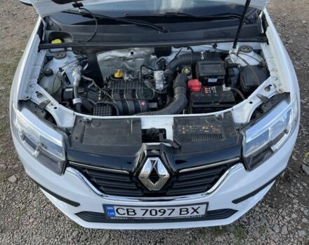 Білий Рено Сандеро, об'ємом двигуна 1 л та пробігом 31 тис. км за 8900 $, фото 13 на Automoto.ua