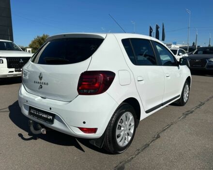 Белый Рено Сандеро, объемом двигателя 0.9 л и пробегом 106 тыс. км за 9300 $, фото 6 на Automoto.ua