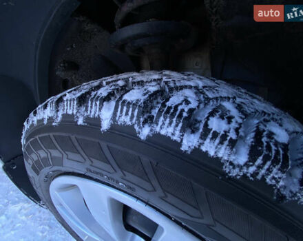 Белый Рено Сандеро, объемом двигателя 1 л и пробегом 51 тыс. км за 8800 $, фото 6 на Automoto.ua