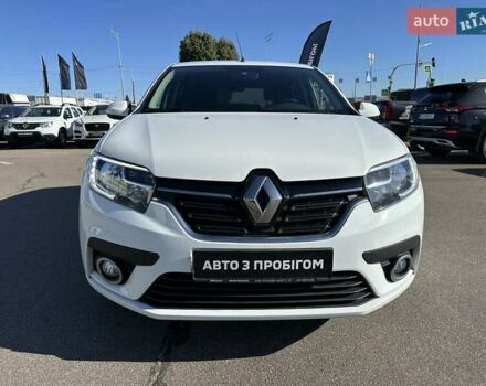 Белый Рено Сандеро, объемом двигателя 0.9 л и пробегом 106 тыс. км за 9300 $, фото 2 на Automoto.ua
