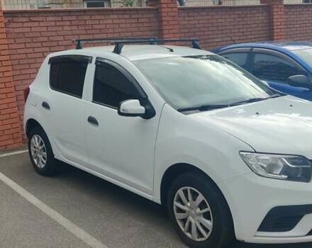 Белый Рено Сандеро, объемом двигателя 0.9 л и пробегом 132 тыс. км за 5500 $, фото 2 на Automoto.ua