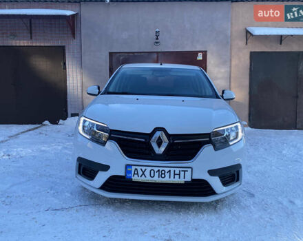 Белый Рено Сандеро, объемом двигателя 1 л и пробегом 51 тыс. км за 8800 $, фото 2 на Automoto.ua