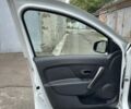 Белый Рено Сандеро, объемом двигателя 0.9 л и пробегом 276 тыс. км за 7500 $, фото 10 на Automoto.ua
