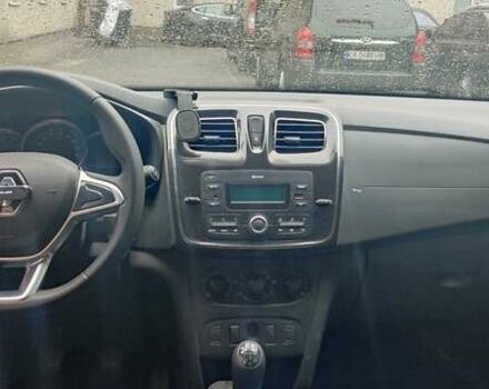 Белый Рено Сандеро, объемом двигателя 0.9 л и пробегом 132 тыс. км за 5500 $, фото 7 на Automoto.ua