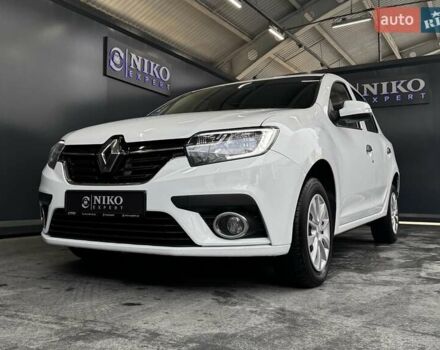 Белый Рено Сандеро, объемом двигателя 1.46 л и пробегом 76 тыс. км за 8900 $, фото 1 на Automoto.ua