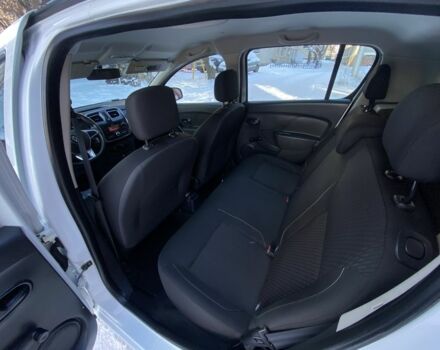 Білий Рено Сандеро, об'ємом двигуна 1 л та пробігом 51 тис. км за 8800 $, фото 4 на Automoto.ua