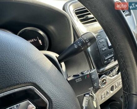 Белый Рено Сандеро, объемом двигателя 0.9 л и пробегом 106 тыс. км за 9300 $, фото 18 на Automoto.ua