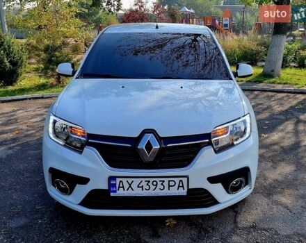 Білий Рено Сандеро, об'ємом двигуна 0.9 л та пробігом 13 тис. км за 9650 $, фото 12 на Automoto.ua