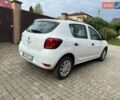 Белый Рено Сандеро, объемом двигателя 1 л и пробегом 60 тыс. км за 9000 $, фото 4 на Automoto.ua