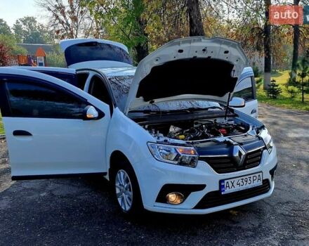 Білий Рено Сандеро, об'ємом двигуна 0.9 л та пробігом 13 тис. км за 9650 $, фото 47 на Automoto.ua