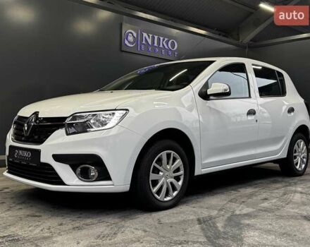 Білий Рено Сандеро, об'ємом двигуна 1.5 л та пробігом 91 тис. км за 9000 $, фото 1 на Automoto.ua