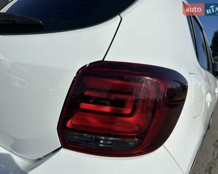 Белый Рено Сандеро, объемом двигателя 0.9 л и пробегом 106 тыс. км за 9300 $, фото 10 на Automoto.ua