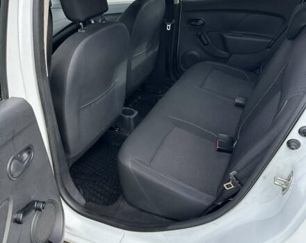 Белый Рено Сандеро, объемом двигателя 0.9 л и пробегом 102 тыс. км за 8800 $, фото 32 на Automoto.ua