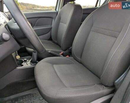 Рено Сандеро 2019 в Виннице на Automoto.ua Белый Рено Сандеро, объемом двигателя 1.46 л и пробегом 137 тыс. км за 8890 $, фото 20 на Automoto.ua