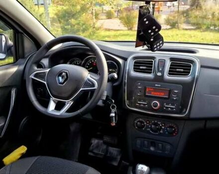 Белый Рено Сандеро, объемом двигателя 0.9 л и пробегом 13 тыс. км за 9870 $, фото 54 на Automoto.ua