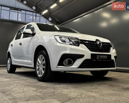 Белый Рено Сандеро, объемом двигателя 1.5 л и пробегом 73 тыс. км за 8500 $, фото 27 на Automoto.ua