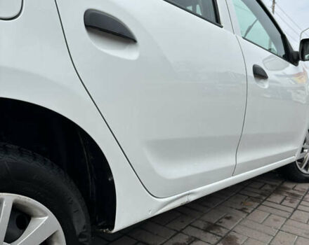 Белый Рено Сандеро, объемом двигателя 0.9 л и пробегом 102 тыс. км за 8800 $, фото 39 на Automoto.ua