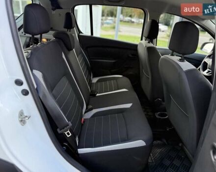 Белый Рено Сандеро, объемом двигателя 0.9 л и пробегом 71 тыс. км за 9300 $, фото 14 на Automoto.ua