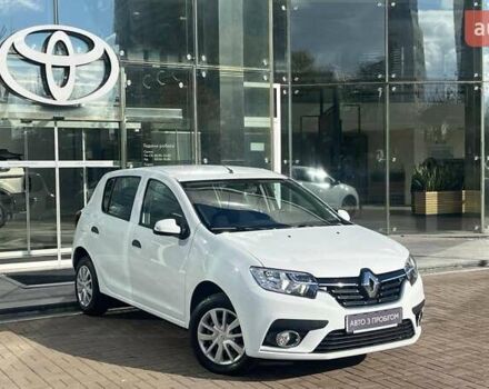Білий Рено Сандеро, об'ємом двигуна 1.46 л та пробігом 80 тис. км за 8339 $, фото 17 на Automoto.ua