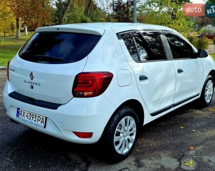 Білий Рено Сандеро, об'ємом двигуна 0.9 л та пробігом 13 тис. км за 9650 $, фото 16 на Automoto.ua