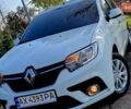Білий Рено Сандеро, об'ємом двигуна 0.9 л та пробігом 13 тис. км за 9650 $, фото 1 на Automoto.ua