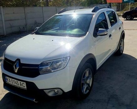 Рено Сандеро 2019 в Фастове на Automoto.ua Белый Рено Сандеро, объемом двигателя 0.9 л и пробегом 180 тыс. км за 9500 $, фото 1 на Automoto.ua