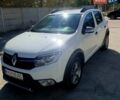 Рено Сандеро 2019 в Фастове на Automoto.ua Белый Рено Сандеро, объемом двигателя 0.9 л и пробегом 180 тыс. км за 9500 $, фото 1 на Automoto.ua