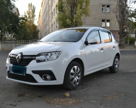 Белый Рено Сандеро, объемом двигателя 1 л и пробегом 136 тыс. км за 8000 $, фото 9 на Automoto.ua