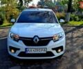 Белый Рено Сандеро, объемом двигателя 0.9 л и пробегом 13 тыс. км за 9870 $, фото 13 на Automoto.ua