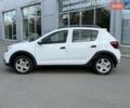 Белый Рено Сандеро, объемом двигателя 0.9 л и пробегом 71 тыс. км за 9300 $, фото 3 на Automoto.ua