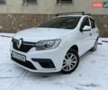 Белый Рено Сандеро, объемом двигателя 1 л и пробегом 133 тыс. км за 8300 $, фото 13 на Automoto.ua