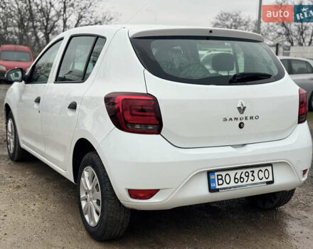 Білий Рено Сандеро, об'ємом двигуна 1 л та пробігом 36 тис. км за 9300 $, фото 12 на Automoto.ua