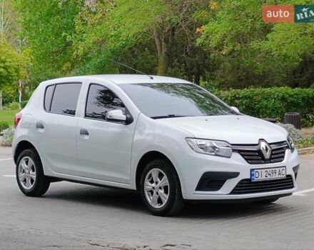 Білий Рено Сандеро, об'ємом двигуна 1 л та пробігом 57 тис. км за 7000 $, фото 33 на Automoto.ua