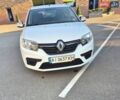 Белый Рено Сандеро, объемом двигателя 1 л и пробегом 125 тыс. км за 7807 $, фото 1 на Automoto.ua