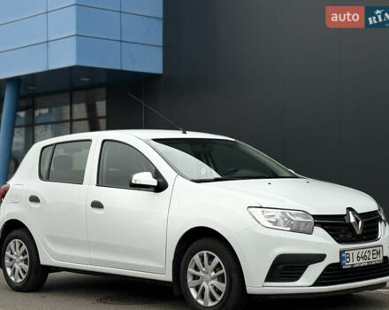 Белый Рено Сандеро, объемом двигателя 1 л и пробегом 102 тыс. км за 6800 $, фото 5 на Automoto.ua