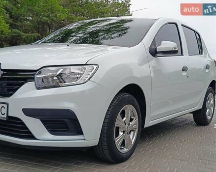 Рено Сандеро 2020 в Одессе на Automoto.ua Белый Рено Сандеро, объемом двигателя 1 л и пробегом 57 тыс. км за 9200 $, фото 11 на Automoto.ua