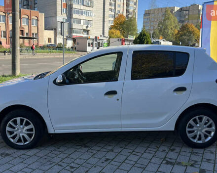 Білий Рено Сандеро, об'ємом двигуна 0.9 л та пробігом 26 тис. км за 13500 $, фото 3 на Automoto.ua