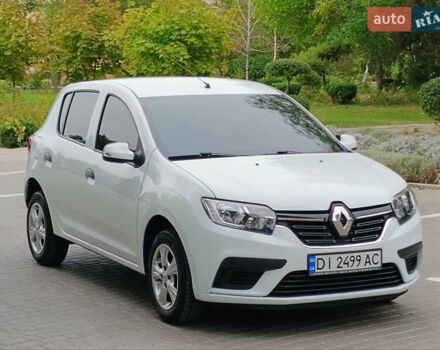 Рено Сандеро 2020 в Одессе на Automoto.ua Белый Рено Сандеро, объемом двигателя 1 л и пробегом 57 тыс. км за 9200 $, фото 8 на Automoto.ua