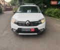 Белый Рено Сандеро, объемом двигателя 0.9 л и пробегом 68 тыс. км за 12490 $, фото 2 на Automoto.ua