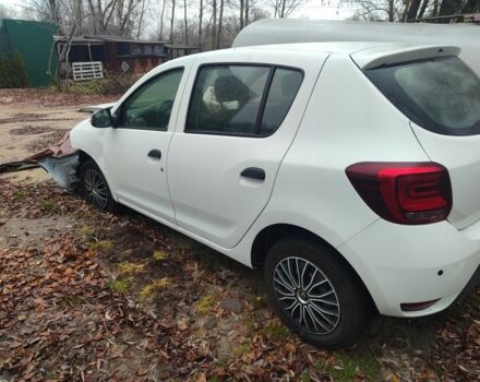 Белый Рено Сандеро, объемом двигателя 0 л и пробегом 180 тыс. км за 3500 $, фото 6 на Automoto.ua