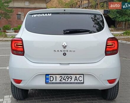 Білий Рено Сандеро, об'ємом двигуна 1 л та пробігом 57 тис. км за 7000 $, фото 36 на Automoto.ua