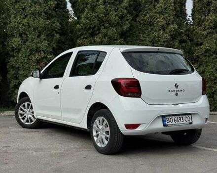 Білий Рено Сандеро, об'ємом двигуна 1 л та пробігом 35 тис. км за 10900 $, фото 6 на Automoto.ua