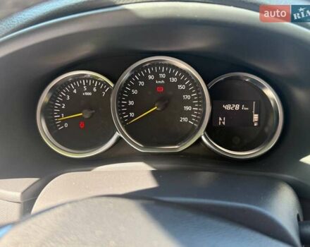 Белый Рено Сандеро, объемом двигателя 0.9 л и пробегом 48 тыс. км за 12500 $, фото 15 на Automoto.ua