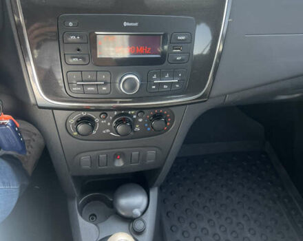 Белый Рено Сандеро, объемом двигателя 0.9 л и пробегом 74 тыс. км за 8415 $, фото 1 на Automoto.ua