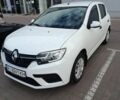 Білий Рено Сандеро, об'ємом двигуна 1 л та пробігом 82 тис. км за 7500 $, фото 1 на Automoto.ua