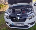 Белый Рено Сандеро, объемом двигателя 0.9 л и пробегом 100 тыс. км за 8500 $, фото 15 на Automoto.ua