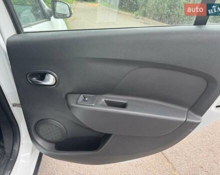 Белый Рено Сандеро, объемом двигателя 0.9 л и пробегом 68 тыс. км за 12490 $, фото 15 на Automoto.ua