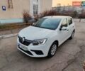 Білий Рено Сандеро, об'ємом двигуна 1 л та пробігом 28 тис. км за 9200 $, фото 5 на Automoto.ua